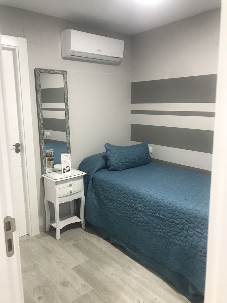 Hotel Viana Rooms