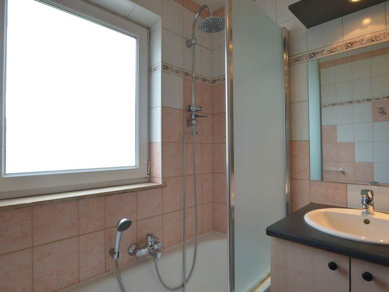 Spacious Holiday House, Can Be Divided In Two Different Parts