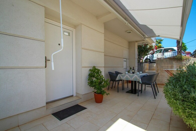 Apartamentos Karmen