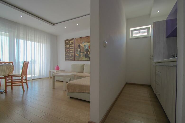 Apartamentos Karmen
