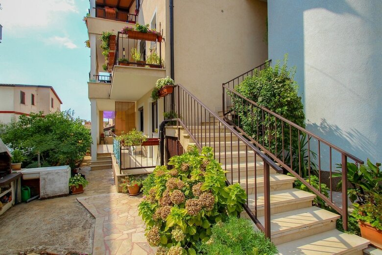 Apartamentos Maja