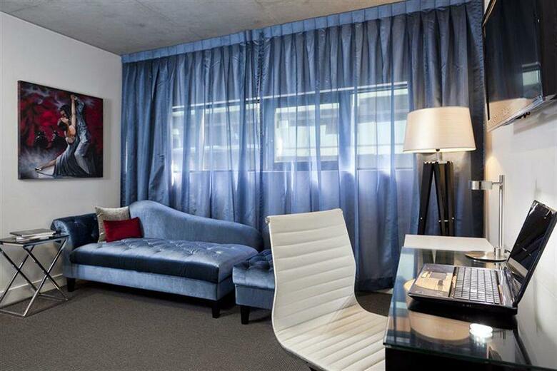 Hotel Mantra St Kilda Road