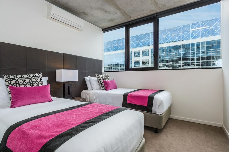 Hotel Mantra St Kilda Road