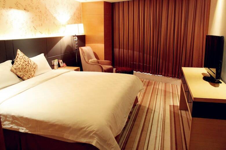 Grandskylight Hotel