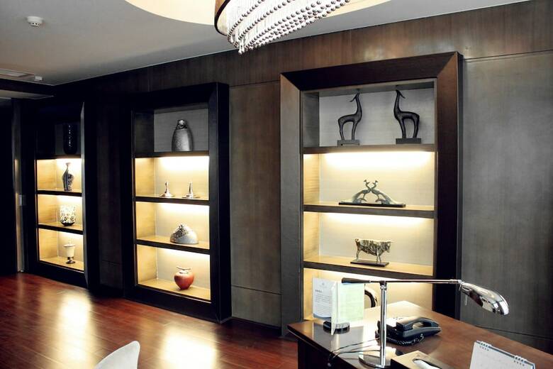 Grandskylight Hotel