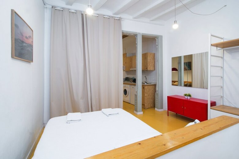 Apartamentos Elpilar Raval