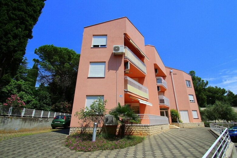 Apartamentos Matteo