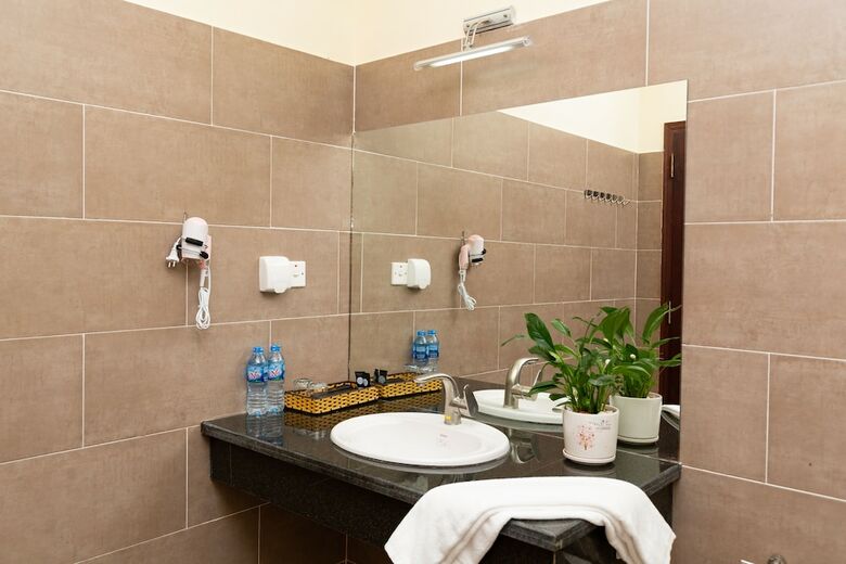 Hotel Hoang Bach Resrot