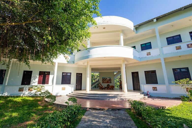 Hotel Hoang Bach Resrot