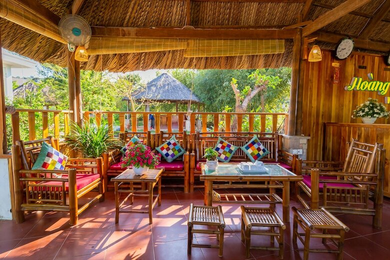 Hotel Hoang Bach Resrot