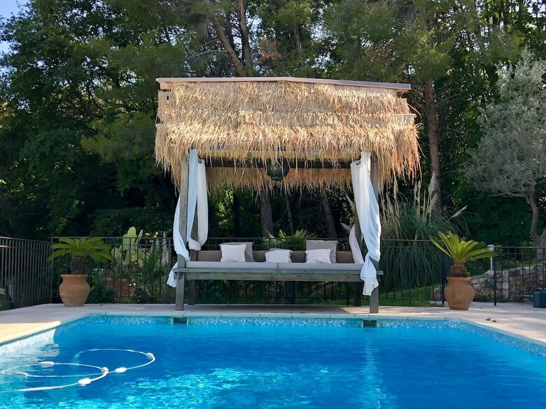 Hotel Le Mas Du Galoubet