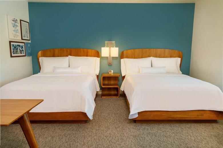 Hotel Element Sacramento Airport