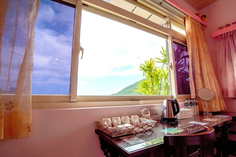 Hotel Qu Hi Home Stay