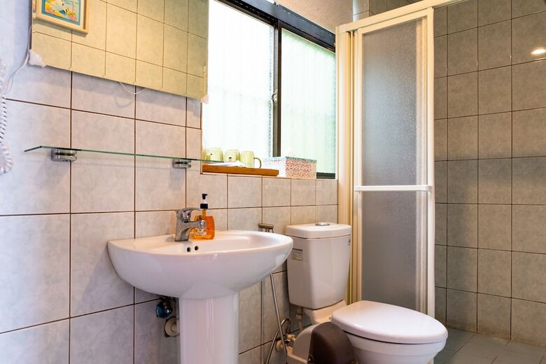 Hotel Qu Hi Home Stay