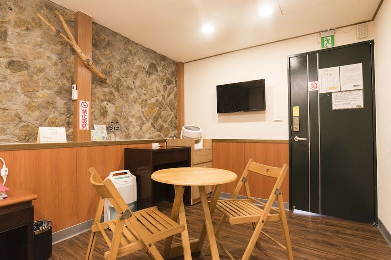 Hotel Qu Hi Home Stay