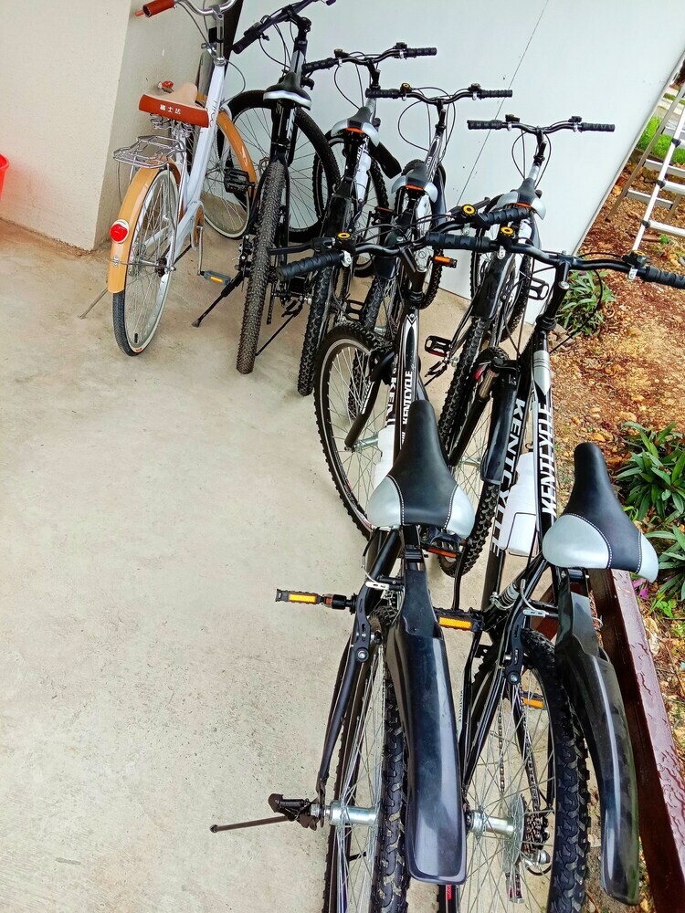 Hotel Cycling House Kura