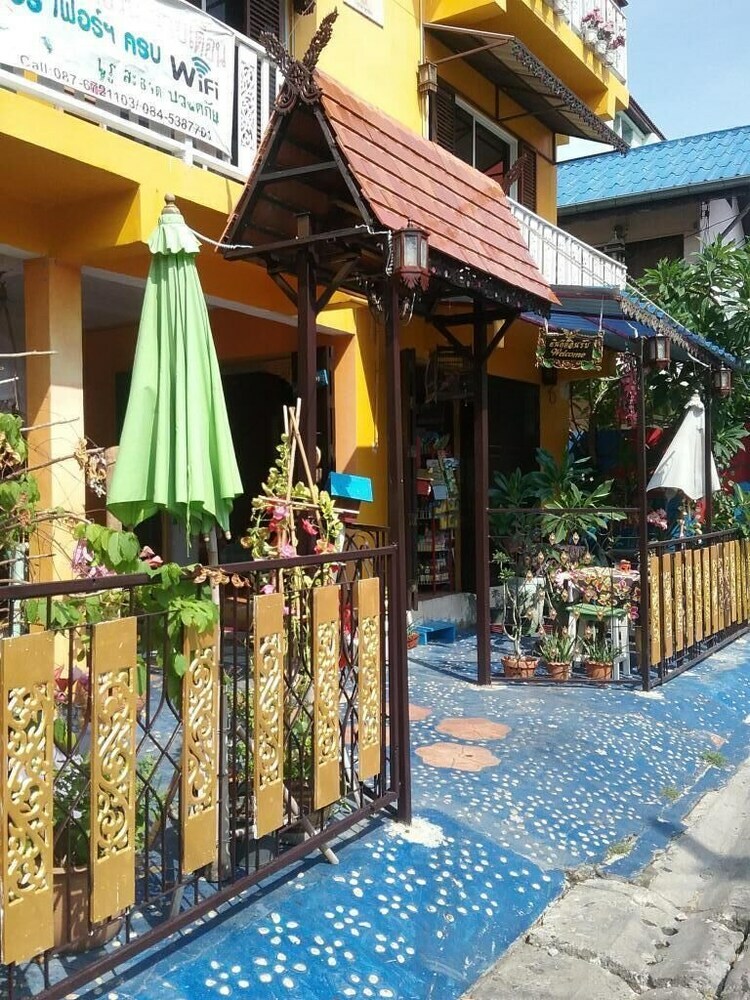 Hotel Banana - Lanna Kala