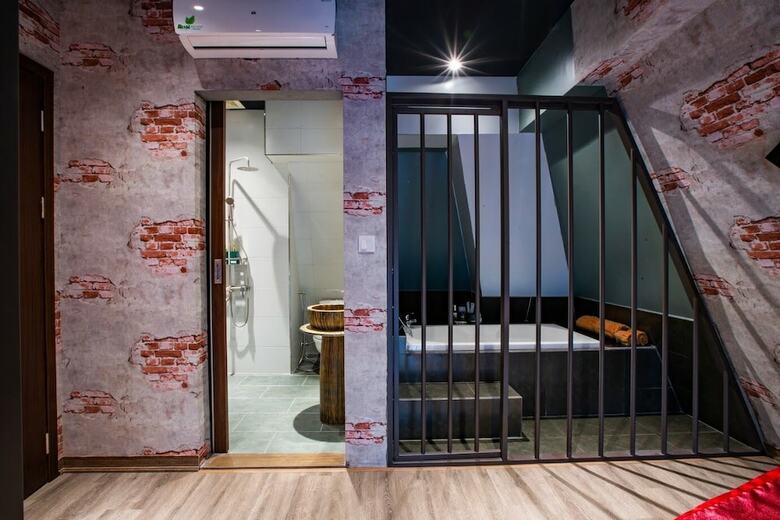 Hotel Zen Love Station - Adults Only