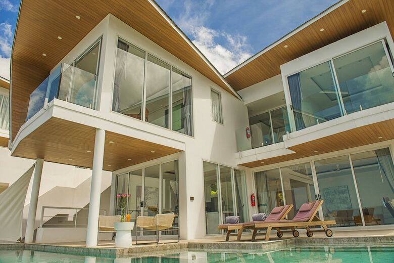 Villa Chaweng Noi Beach  Full Moon 4br Seaview