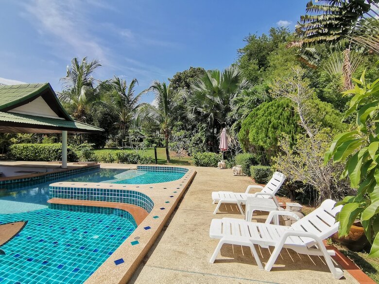 Hotel Tuna Resort