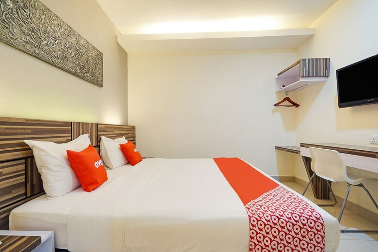 Oyo 89683 Gm Holiday Hotel Permai Jaya