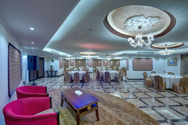 Aryana Hotel