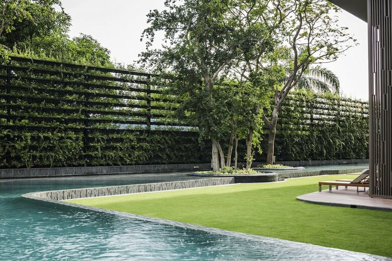 North Beach Private Residence & Resort