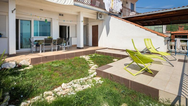 Apartment Goran