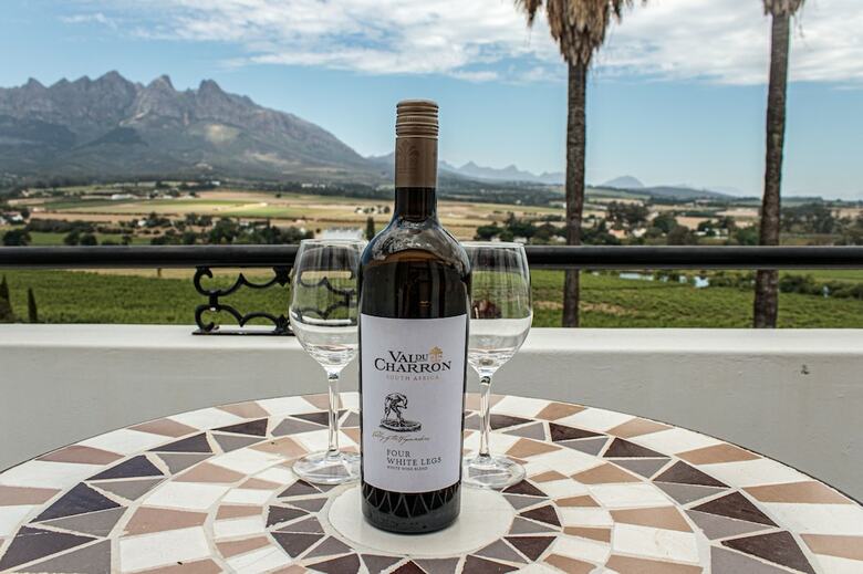 Hotel Val Du Charron Guest House & Wine Estate