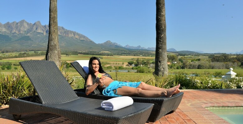 Hotel Val Du Charron Guest House & Wine Estate