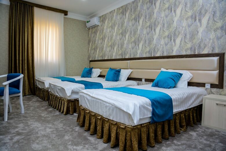 Globus Hotel