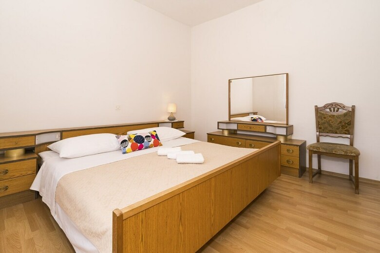 Apartment Ivo