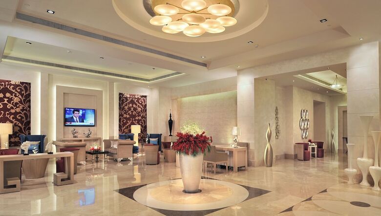 Hotel Radisson Hyderabad Hitec City