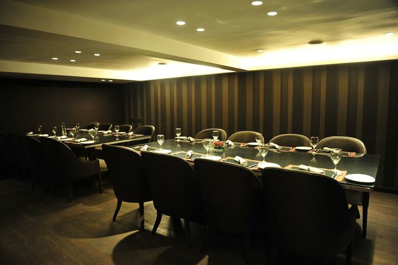 Hotel The Grand Bhagwati