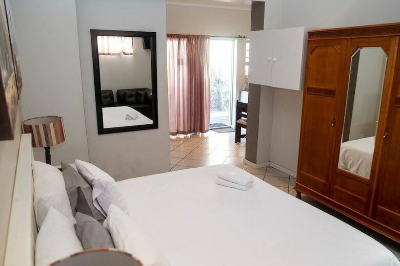 Hotel Acres B&B