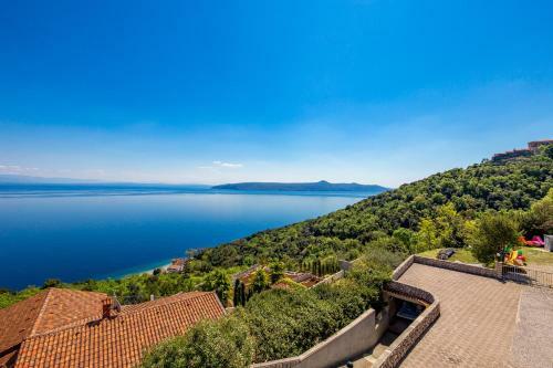Apartments Davor