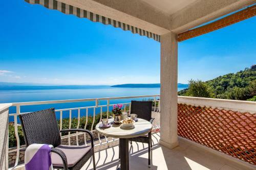 Apartments Davor