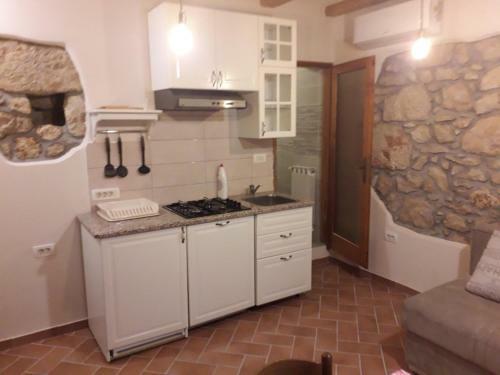 Apartments And Rooms Deskovic
