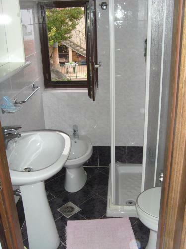 Apartments And Rooms Deskovic