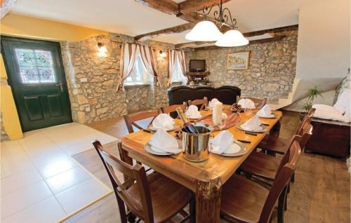 Holiday Home Obrs