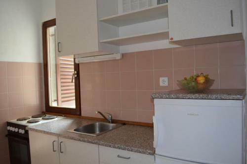 Apartments Sersic Baska