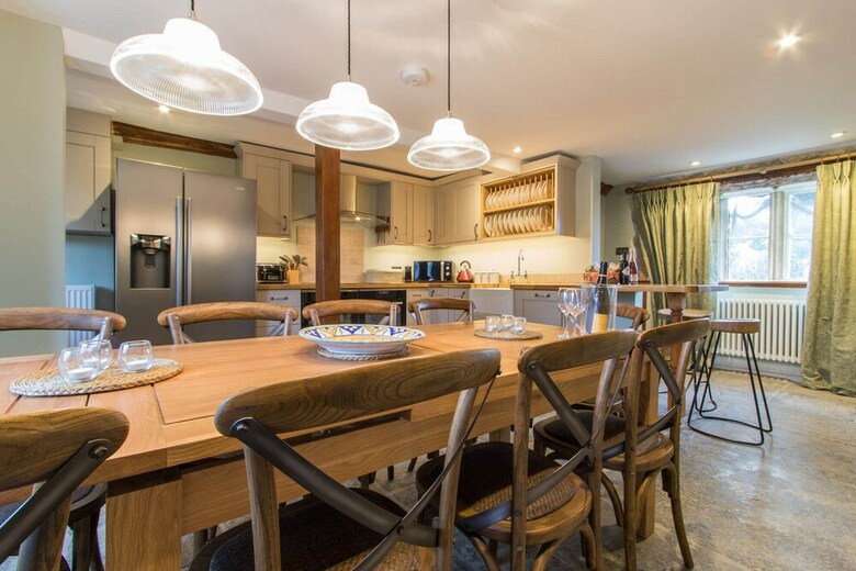 Atherstone Farmhouse & Cottage
