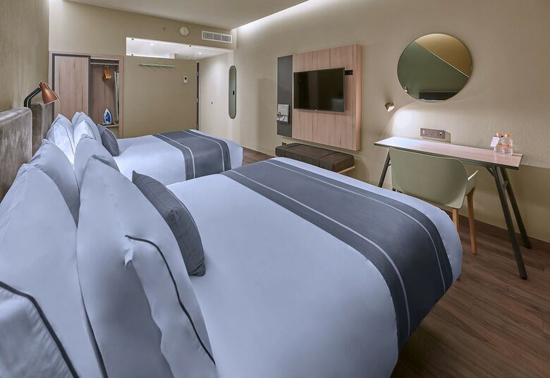 Hotel City Express Plus Mexicali