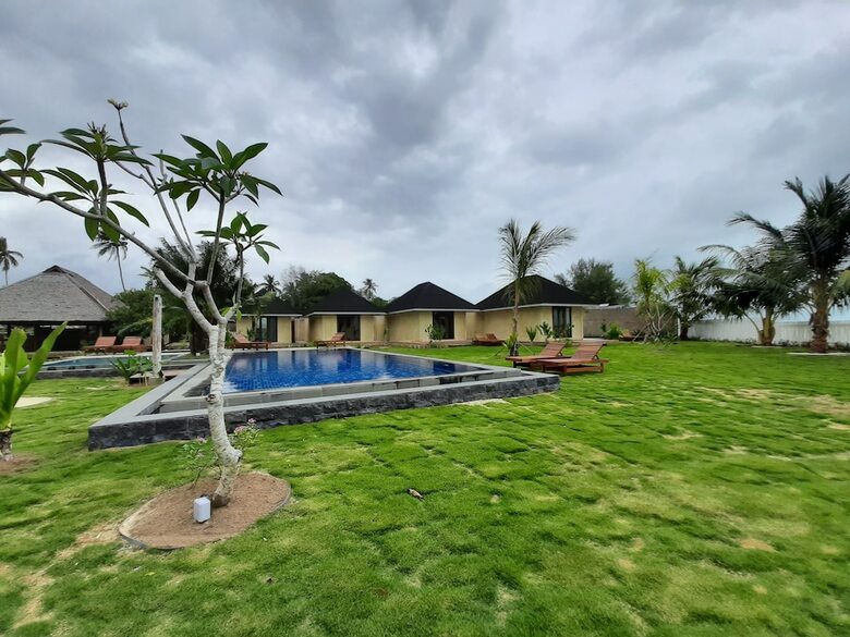 Hotel The Kelong Trikora Resort