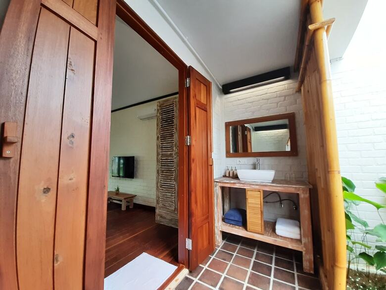 Hotel The Kelong Trikora Resort