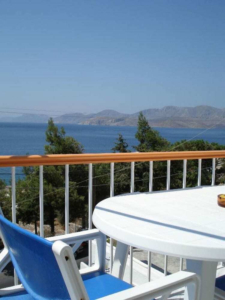 Aparthotel Tatsis Apartments