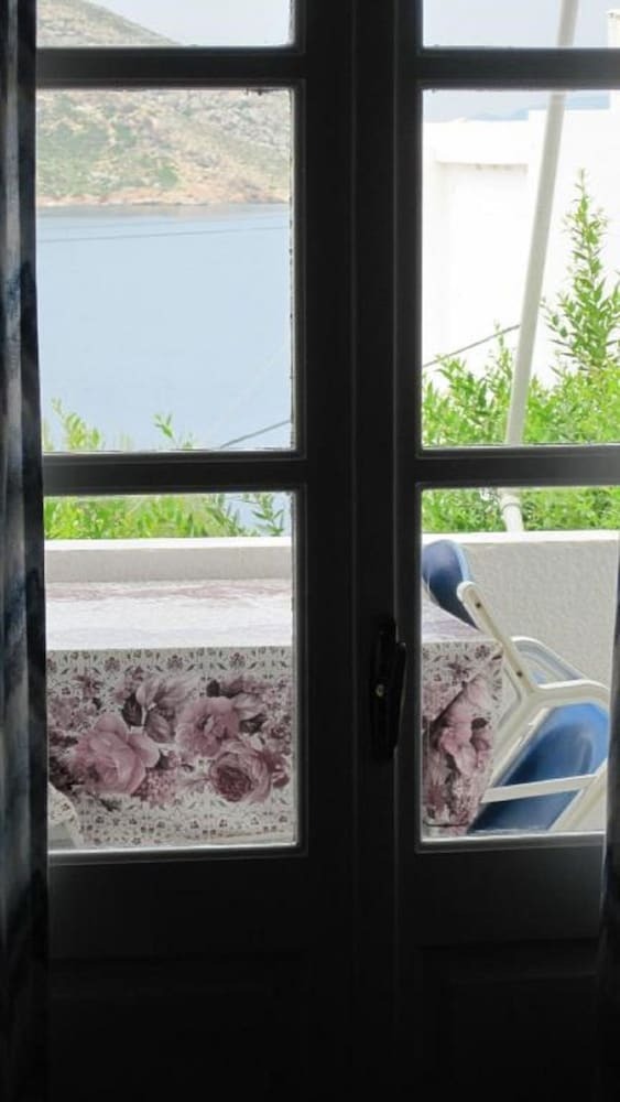 Aparthotel Tatsis Apartments