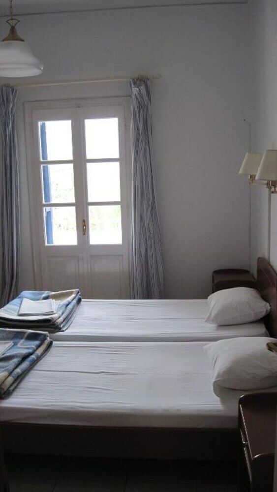 Aparthotel Tatsis Apartments