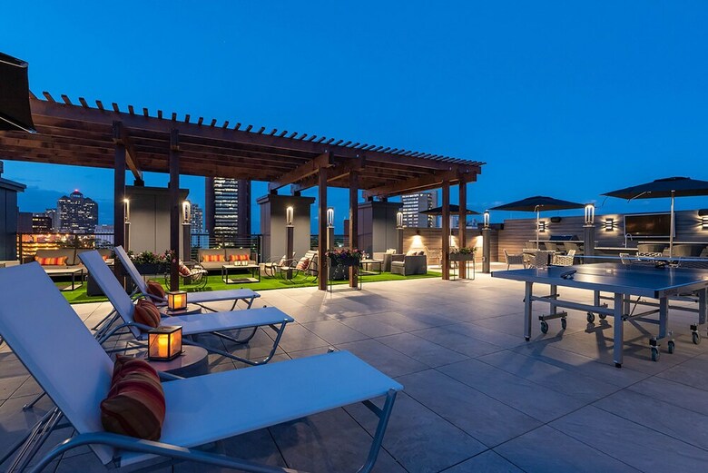 Hyatus Downtown At Yale - Stunning Luxury Apartments