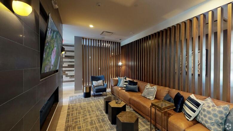 Hyatus Downtown At Yale - Stunning Luxury Apartments